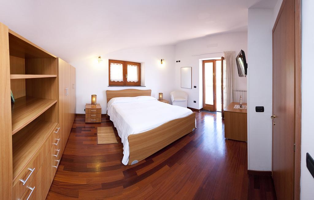 Olga'S Residence Relais Nerano Ruang foto